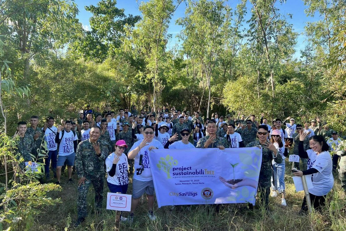 from City Savings Bank along with the residents of the host community and stakeholders actively join the mangrove planting at Pasuquin, Ilocos Norte to protect the watershed. The activities are part of the Bank’s tree-growing initiative, Project SustainabiliTree.